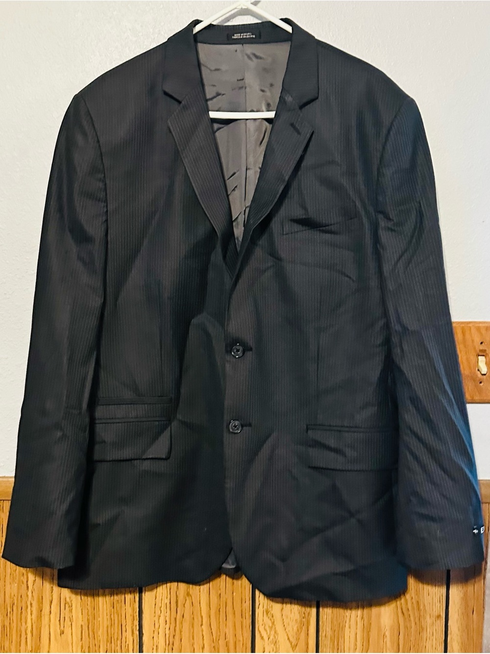 Express Men's size 44R Black Blazer